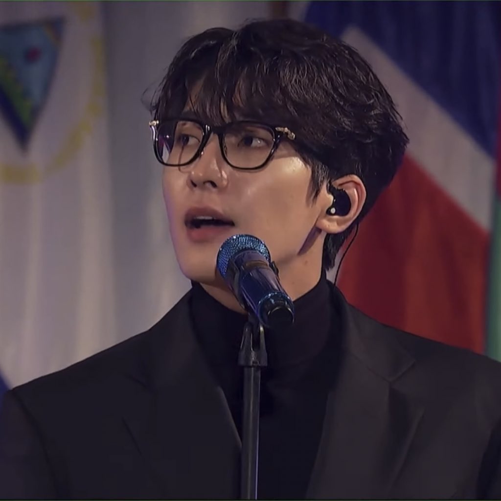 wwlake's tweet photo. 유네스코 원우 ”찢었다“ https://t.co/QH1dNjFB2o