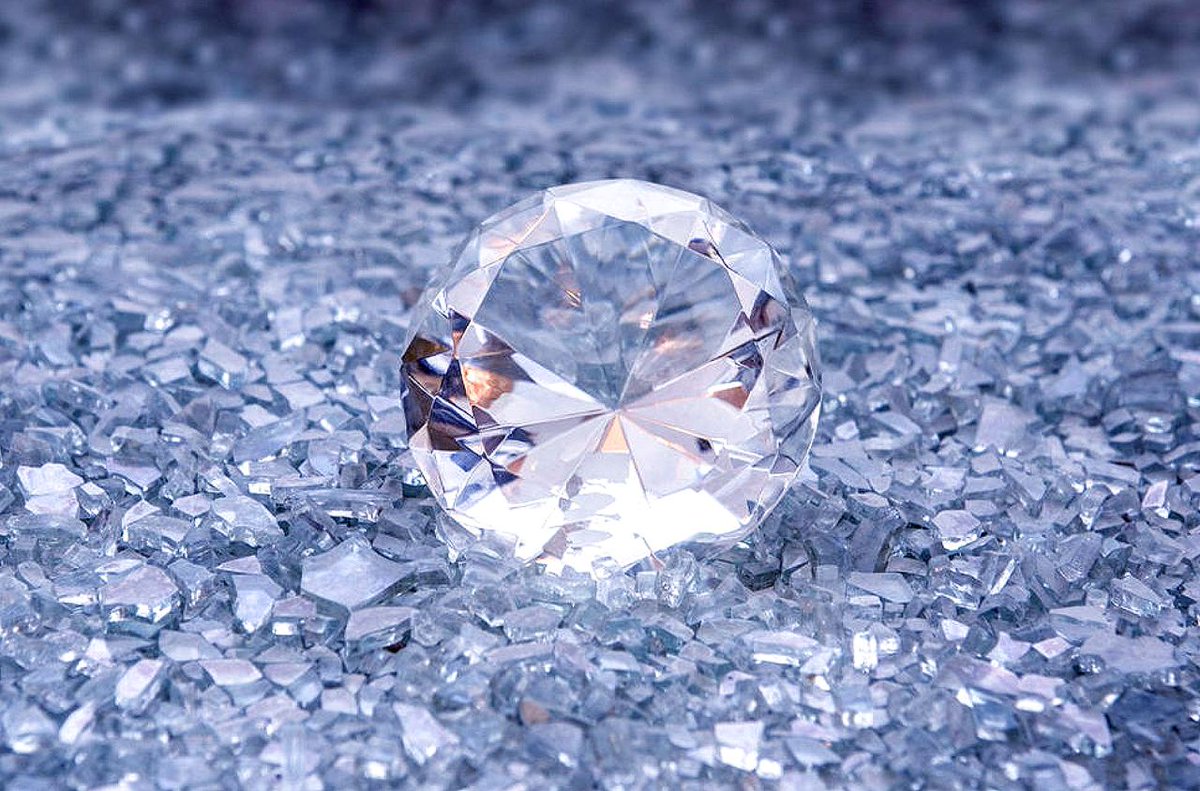 _Chief_pilot's tweet image. 💎Алмазный мир предпринимает радикальные шаги, чтобы остановить падение цен.

De Beers обычно продает свои алмазы посредством серии жестко регламентированных продаж, в ходе которых, тщательно отобранные покупат...⤵️
t.me/infocrab/2654

#world #DeBeers #ALROSA #diamonds #news