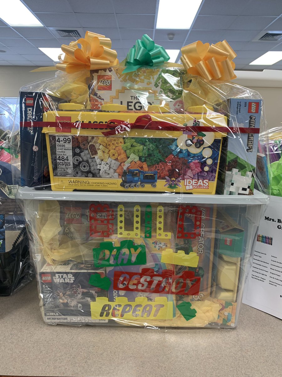 cacrowell85's tweet photo. My class basket is ready for Dragon Pride night! It will be up for a raffle. May the odds be ever in your favor!!

Looking forward to a great night at @WROdellPrimary with @WROdellPTA. https://t.co/pbT2SocPcm