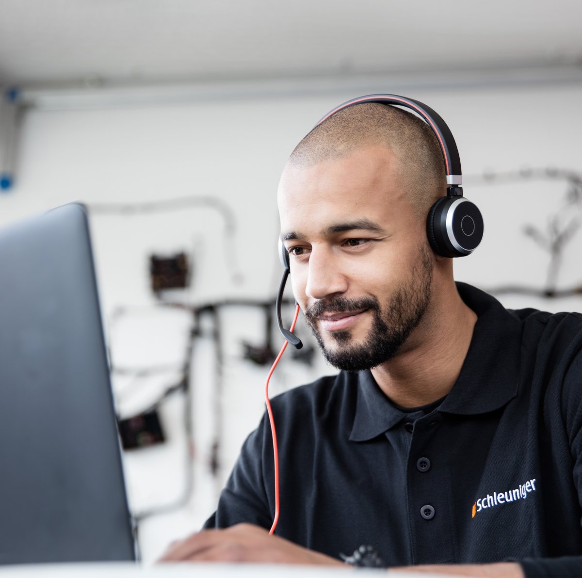 📚 S.university offers wire processing courses and certifications to develop critical industry skills without the restrictions of time, travel costs or trainer availability! 

Tap below to learn more! 

🟧 bit.ly/3SLAcKd. 

 #WireProcessing #Technology #Wi ...