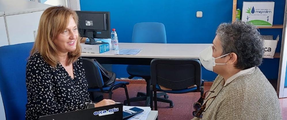 Hoy nos hemos reunido con la Delegada de Radio Ecca en La Palma, con el objetivo de establecer líneas de colaboración y difusión en las islas no capitalinas occidentales. Agradecemos la excelente acogida y el cariño recibido. Seguimos...

#tunoshacesvisibles 
#ecca.edu.es
#aderis