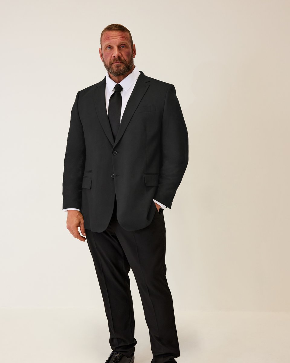 BadRhinoUK's tweet image. Classic styles never fade...

Shop the BadRhino suit collection 🛒 bit.ly/3ufT6i4

#badrhino #menssuits #wintersuit