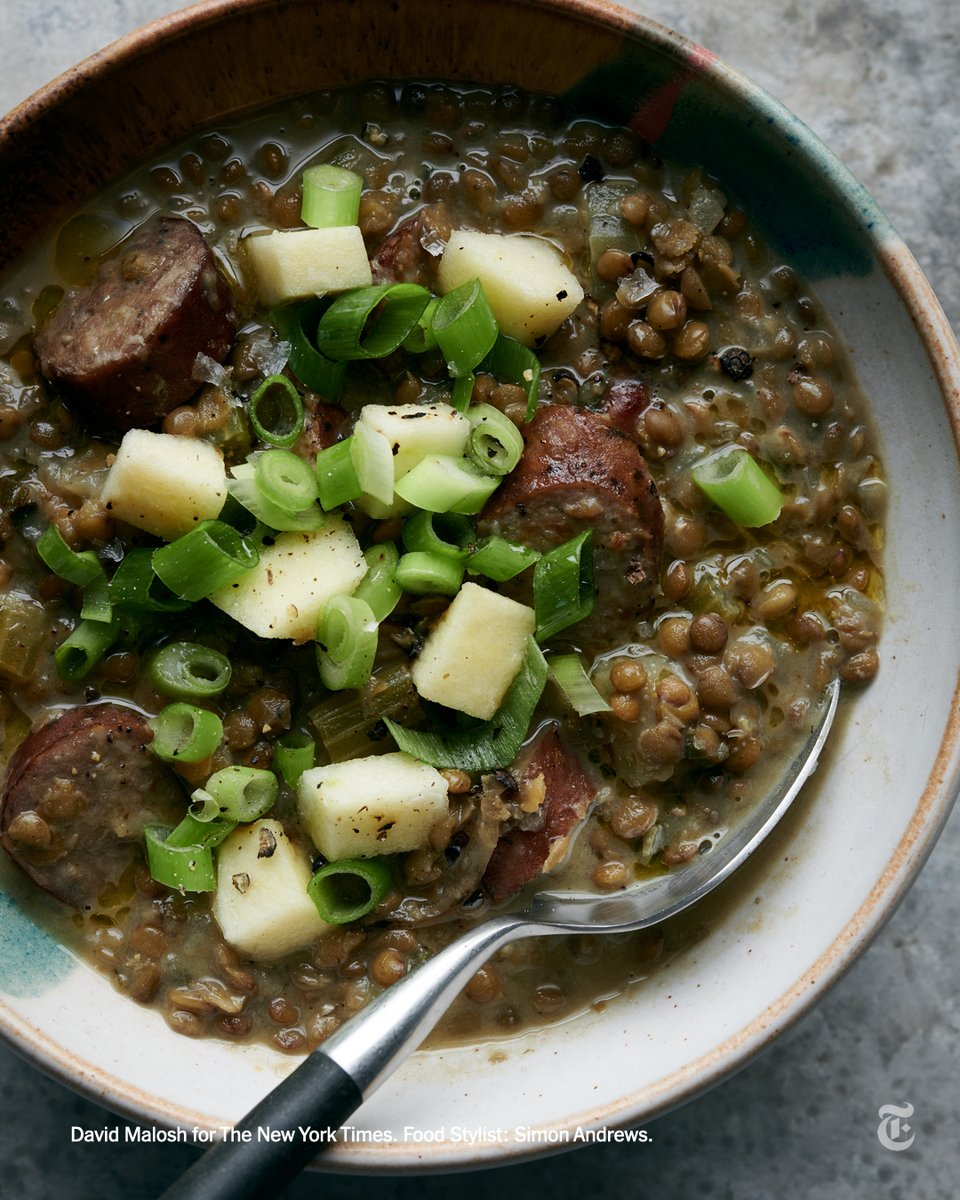 'Followed the recipe exactly, and wouldn’t change a thing. A new winter favorite!' This soup takes only a few minutes to throw together, and most of the time is spent in hands-off simmering time. nyti.ms/46RaSWW