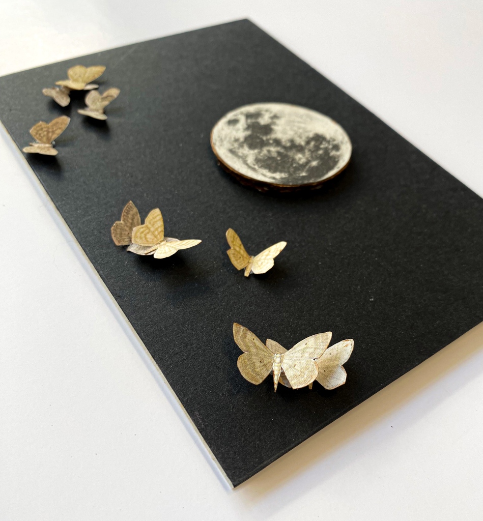 ArtonaPostcard (@artonapostcard) on Twitter photo âMoths and the Moonâ by Nikki Ward (Collage - Signed on Verso)â đ© Curated by Katherine Kittoe
Bidding open until November 23| Hosted by <a href="/dreweatts1759/">Hello Dreweatts1759</a>
Bid NOW: bit.ly/3MtyatW
RSVP for our PV: bit.ly/47cNQtw âMoths and the Moonâ by Nikki Ward (Collage - Signed on Verso)â đ© Curated by Katherine Kittoe
Bidding open until November 23| Hosted by <a href="/dreweatts1759/">Hello Dreweatts1759</a>
Bid NOW: bit.ly/3MtyatW
RSVP for our PV: bit.ly/47cNQtw
