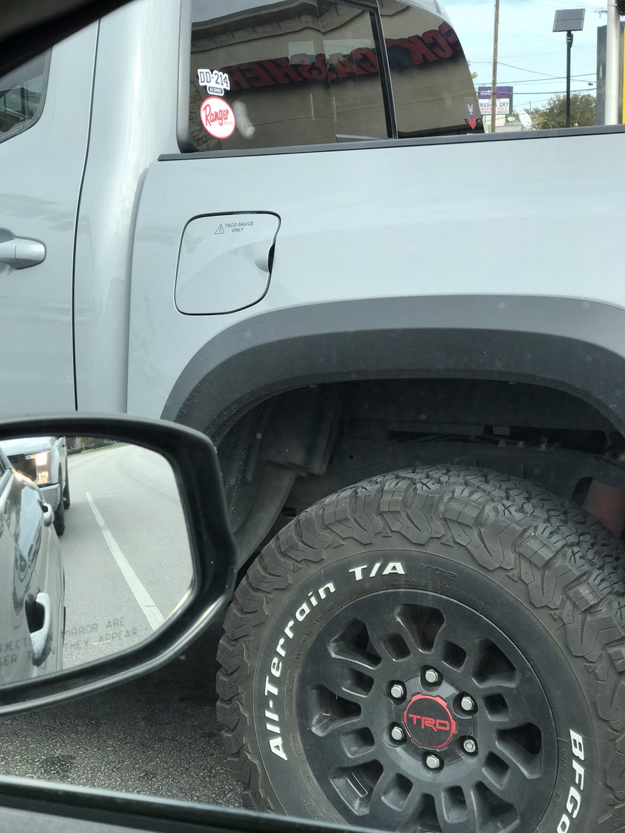 GilbertCampos16's tweet photo. @PMadridShow Happy Taco Tuesday family.(gas cap)
Taken yesterday.  Immediately thought of you. https://t.co/dFyBsc1osg