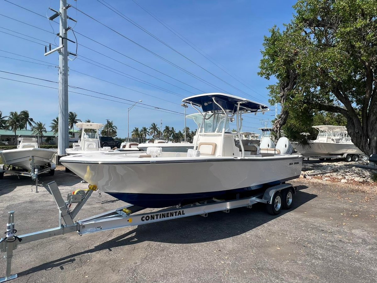SeaBornBoats's tweet photo. Key West Anyone? 🌴🤔 Sound GREAT to us!!! ☀️😄👍 Sun, fun, and smiles 😎🌞😁 are all made easier with a new Sea Born LX24 LE 🚤 from our friends over at Liechty Marine of Marathon 🌊🛥️. Visit: https://t.co/JeO1pvTMly 

#SeaBornBoats #fishing @boating #fun #sun #keywest https://t.co/Oj08QS3P6s