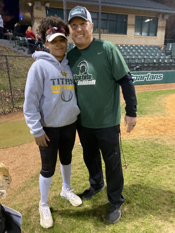 CNC_Impact's tweet photo. Thank you @UpstateSoftball for hosting our 2025 MIF/OF #1 @TimiaSales at the advanced skills camp yesterday. She had a great time with the Spartans! @PACKUPSTATE @HawkinsChawkins https://t.co/r1RgBjQYBV