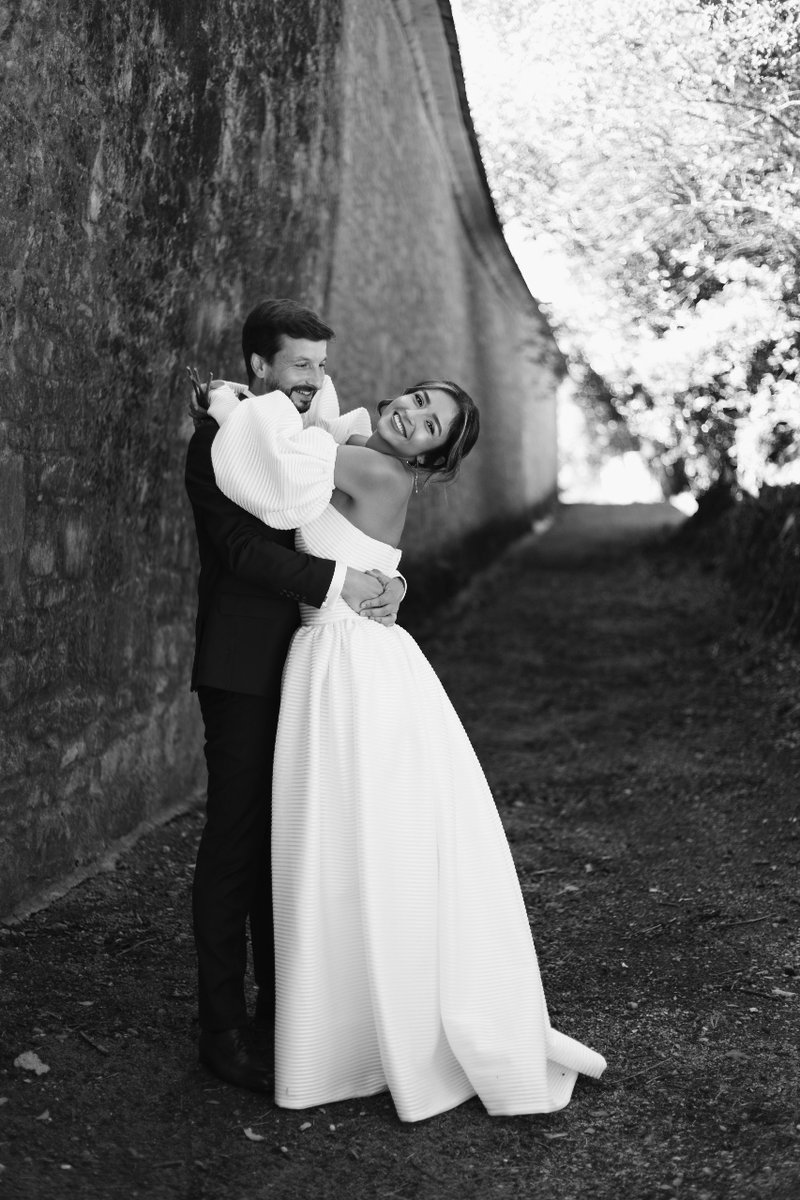 Discover our real bride of October.
#brides #yolancris #moderndress