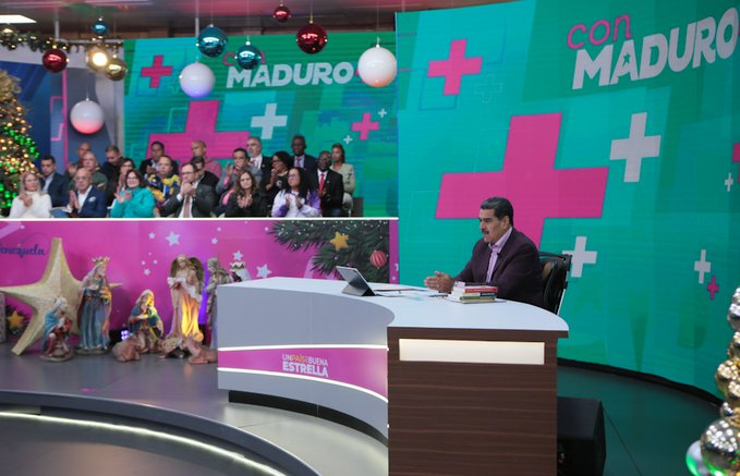 mippci_ven's tweet photo. 📢¡𝐀𝐬í 𝐥𝐨 𝐃𝐢𝐣𝐨!  🇻🇪
Pdte. @NicolasMaduro: La lucha por El Esequibo convoca a la unión de todos los sectores del país.
#YoSoyEsequibo https://t.co/SD6XnSEEa4