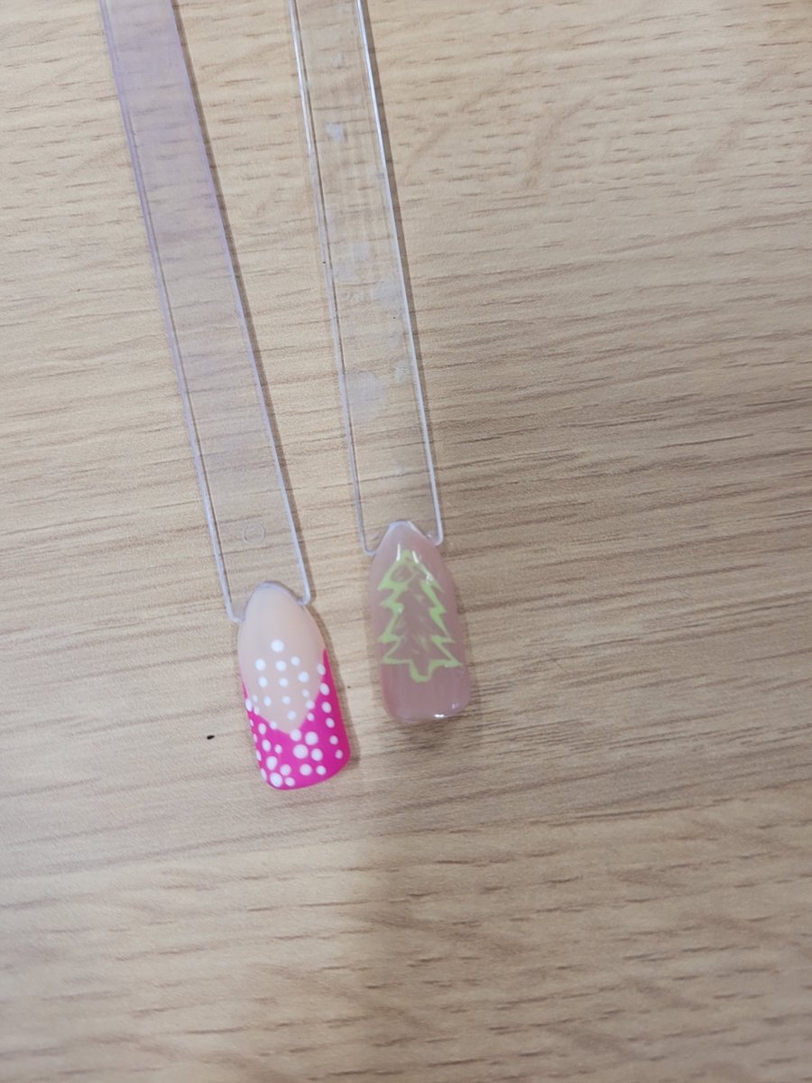 dchurchillteach's tweet image. Amazing artistic talent in #involve today. Love being able to offer these kinds of extra-curricular experiences! #teamtrinity #nailart