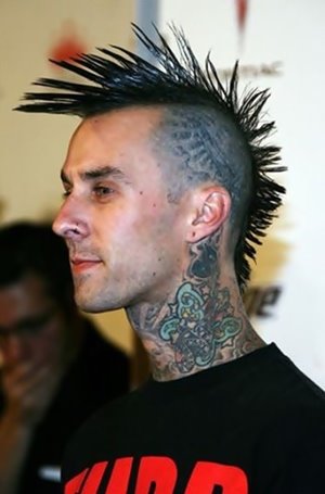 77MASH's tweet image. #OnThisDay, 1975, born #TravisBarker - #Blink182