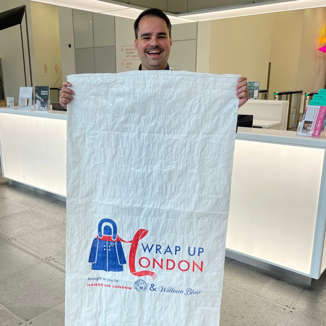 Here East (@hereeast) on Twitter photo Here East is partnering with <a href="/WrapUpLondon/">Wrap Up London</a> to #donate warm & weatherproof coats & jackets to help keep others warm this Winter ❄️
Drop off your old coats & jackets to our receptions across the Here East campus from now until 30 November🧥 Learn more ➡️ bit.ly/3Ul0VLh Here East is partnering with <a href="/WrapUpLondon/">Wrap Up London</a> to #donate warm & weatherproof coats & jackets to help keep others warm this Winter ❄️
Drop off your old coats & jackets to our receptions across the Here East campus from now until 30 November🧥 Learn more ➡️ bit.ly/3Ul0VLh