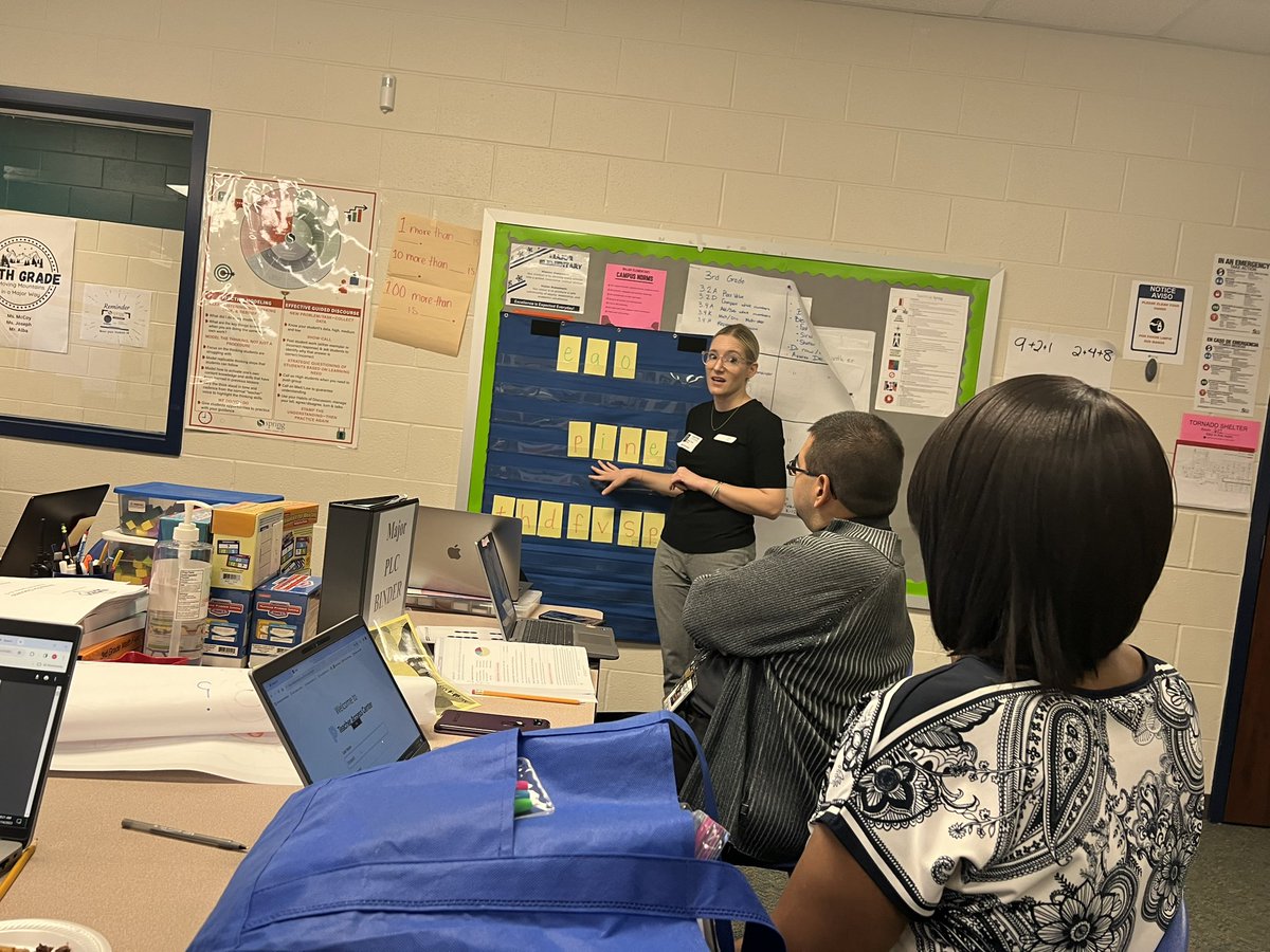MajorElementary's tweet photo. Eureka and Amplify PLC and Fat Tuesday! #MajorAllStars #chainingactivities #fluency #problemset https://t.co/VSE0RuyHUX