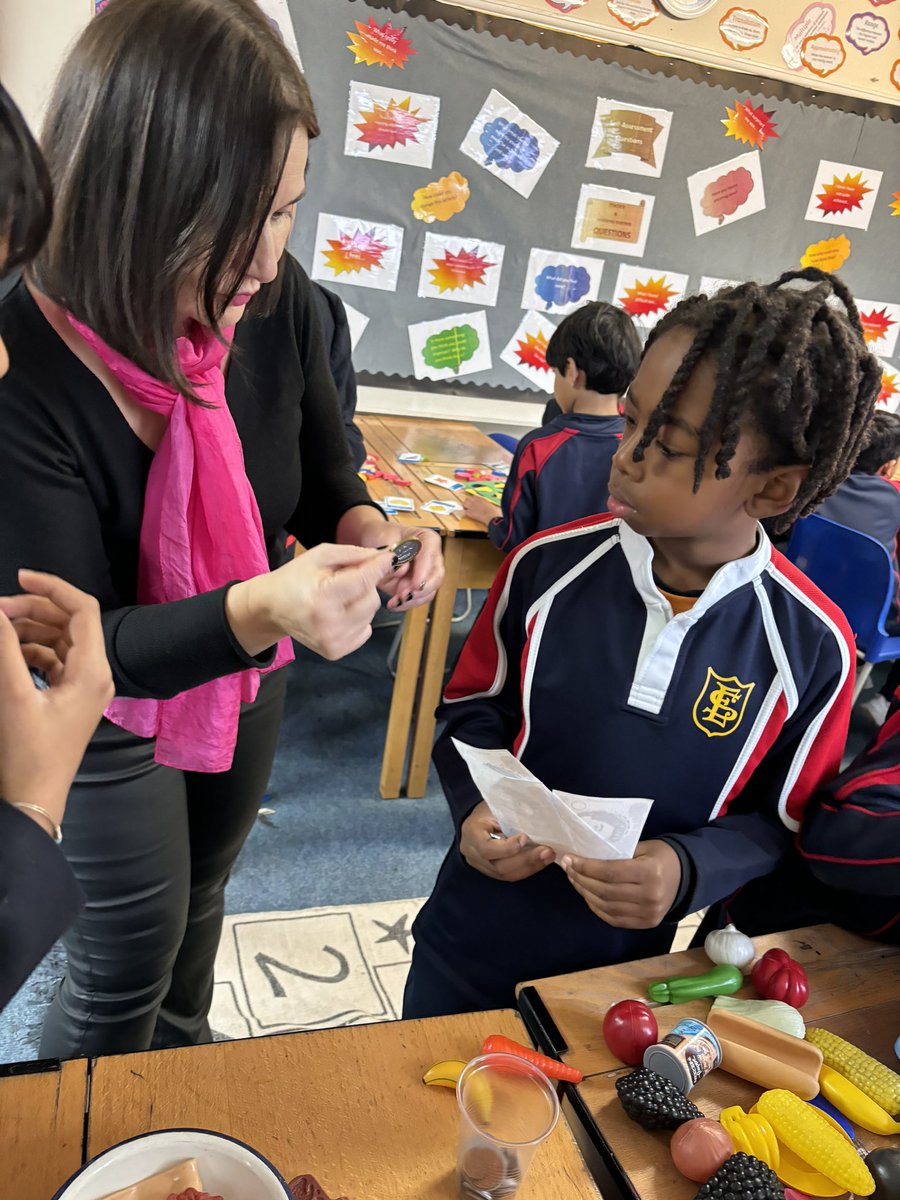 Maths Week has arrived at Elmhurst and our boys joined forces for an incredible collaborative project! Together, they delved into the world of real life problem-solving, applying mathematical concepts with enthusiasm.