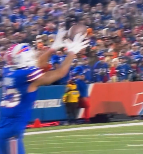 NateGearySports's tweet photo. Reminder: this was an interception https://t.co/nZtHnOkjUt