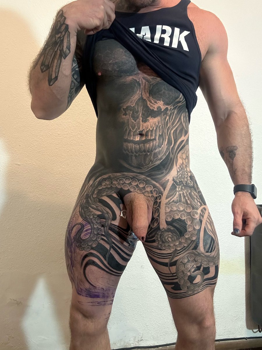 PAPIXLX's tweet photo. More and more 🖤
https://t.co/0HCyiaOPeX

#ink #tattoo #fullbodytattoo https://t.co/DyEavG9WmN