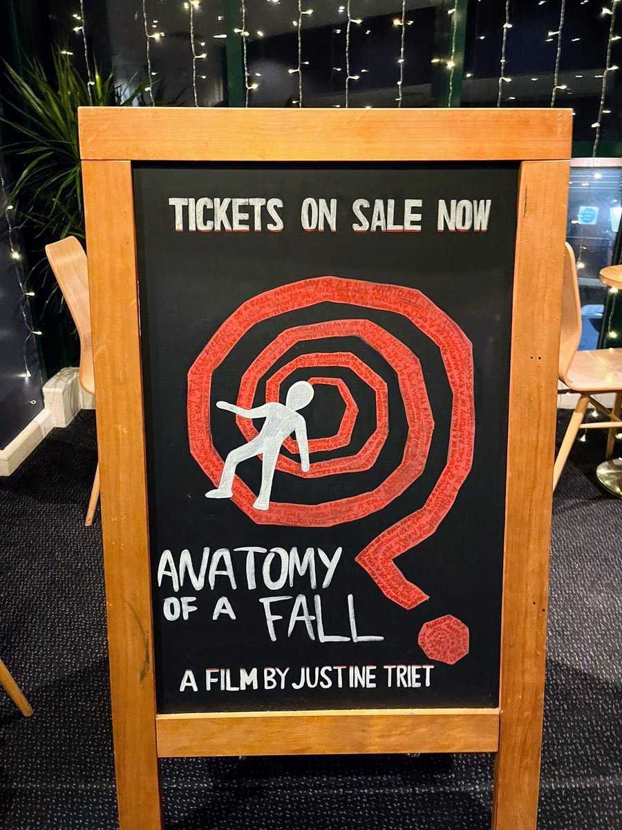 neonrated's tweet photo. This is a sign to see ANATOMY OF A FALL in a theater near you: https://t.co/Ffl60mJVKA https://t.co/o2F1oi9eNx