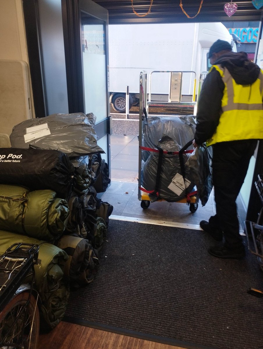 Streets Kitchen tweet media