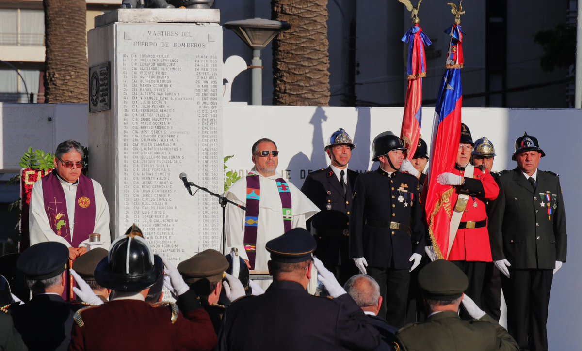 octavacbv's tweet photo. Un honroso recuerdo a aquellos valientes que entregaron su vida en aras de proteger a los demás. Cada 13 de noviembre, rendimos tributo a nuestros héroes caídos, los bomberos que sacrificaron todo por el bienestar y la seguridad de nuestra comunidad.

@CBV1851 https://t.co/Z8U6eCxV6U