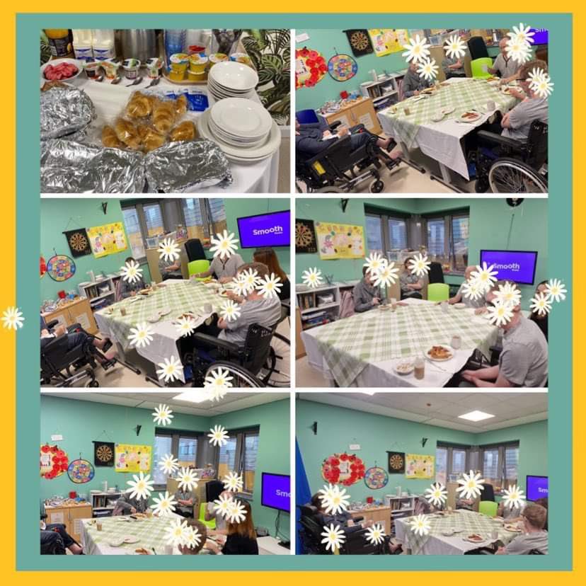 Breakfast club on ward C2 this morning. Promoting nutrition and hydration. Whilst allowing the patients to get together in a group setting, helping them with there rehab therapy. <a href="/NCAlliance_NHS/">Northern Care Alliance NHS Foundation Trust (NCA)</a> <a href="/ExpTeamNCA/">Patient & Service User Experience Team NCA</a> <a href="/MCCN_UK/">Manchester Centre for Clinical Neurosciences</a> @neurorehabsrft1