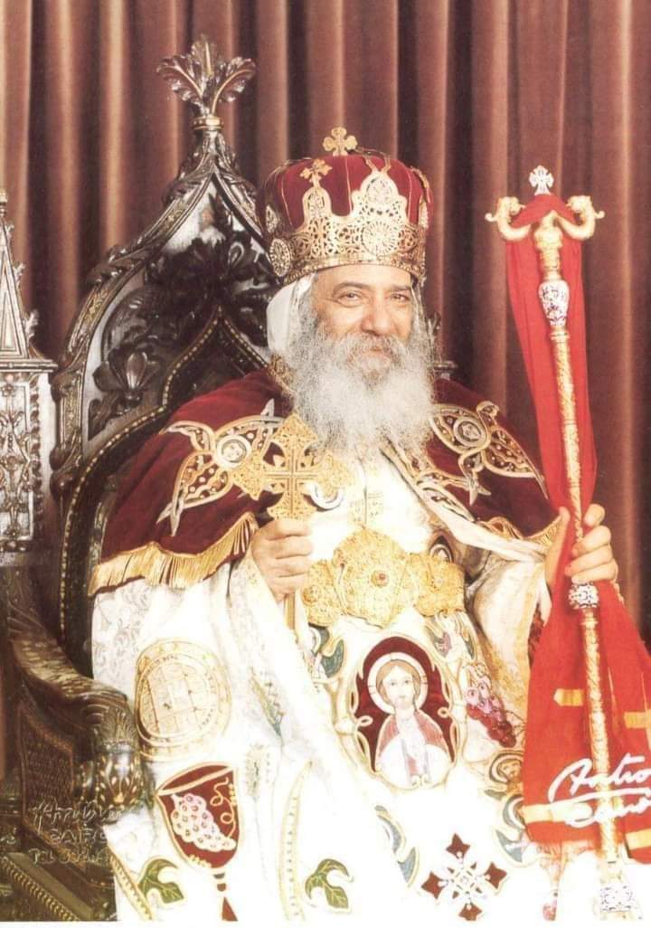 وما أنت بجالسٍ على عرش المرقسيـة
أنت يا أبي متربعاً فـي  قلوب الرعـيــة