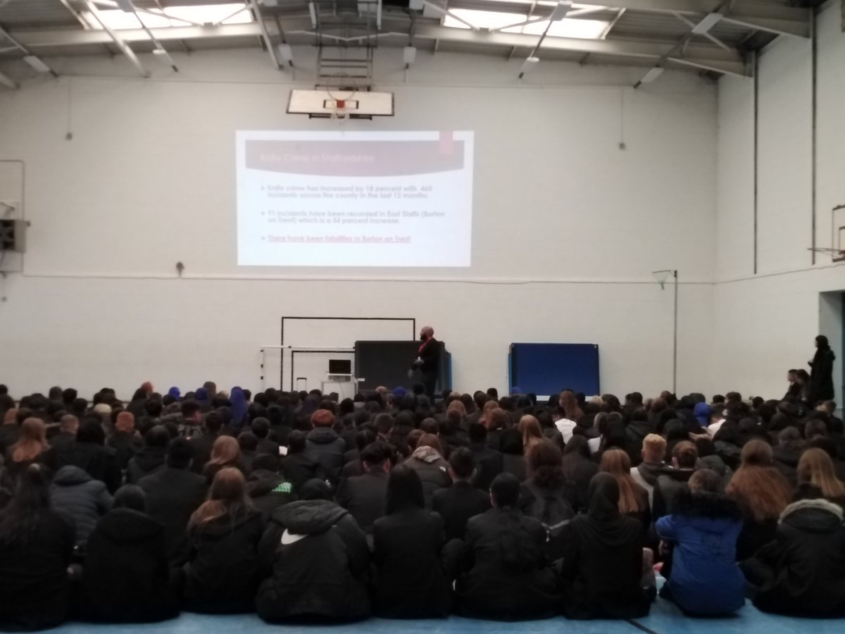 Thank you to Years 7, 8 and 9 at Paget High School for listening to and acknowledging today's knife crime input. #knifecrime #saferstreets <a href="/pagethighschool/">Paget High School</a> <a href="/StaffsPolice/">Staffordshire Police</a> <a href="/StaffsPFCC/">Staffordshire Commissioner</a> <a href="/staffscvys/">SCVYS</a> <a href="/suppo/">seppo taalasmaa</a>