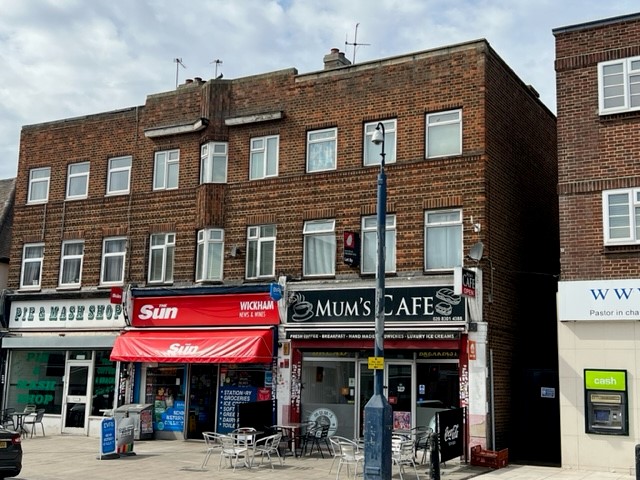 **SOLD**
⭐️Mums Cafe Upper Wickham Lane Welling DA16⭐️
Busy town centre cafe sold to cash purchasers. 
Similar properties required. 
#cafe #forsale #Sold #commercial #Kent #London #business