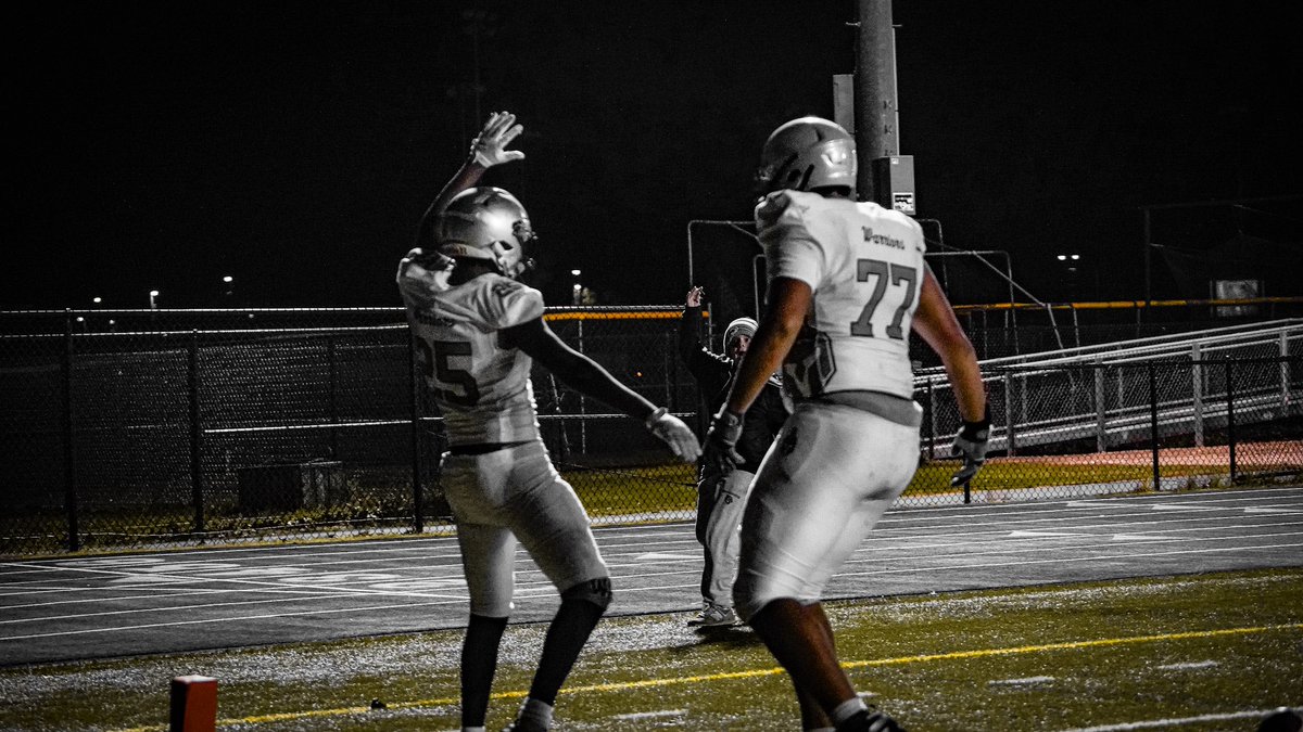 Some flicks from our last game of the season. Learned a lot in just my first season of football excited for my next step!  #Mtzionprep #Warrior