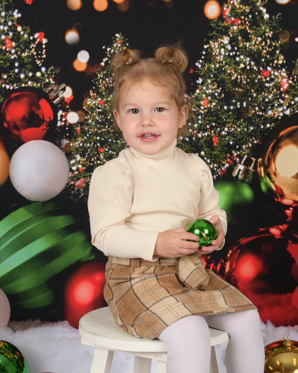 Kate Forrest (Tiffner) tweet media