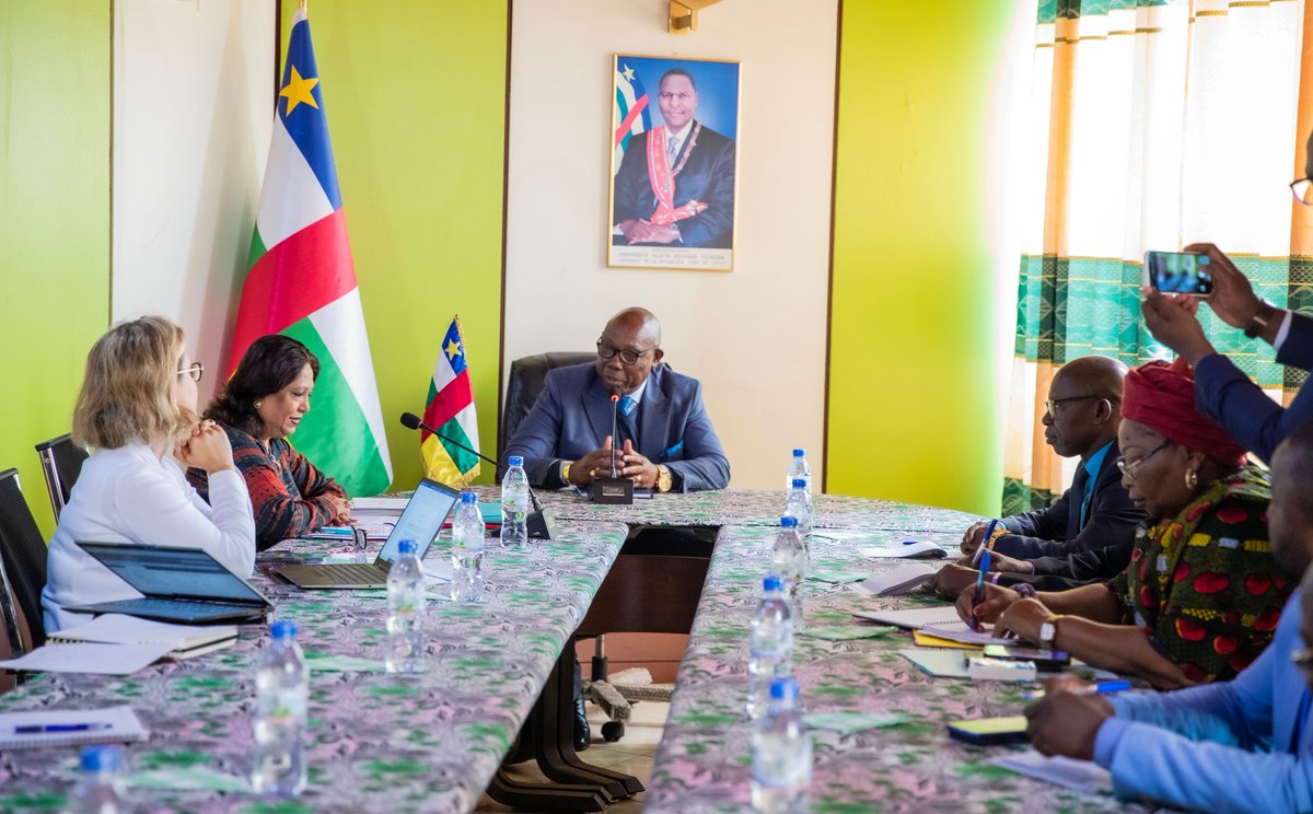 UN_CAR's tweet photo. En visite en🇨🇫 , Pramila Patten, Rep Spec du SG de l’@ONU_fr en charge des violences sexuelles dans les zones de conflits a échangé le 14/11, avec le PM Félix Moloua, sur les progrès dans la prévention &amp; la lutte contre les violences basées sur le genre, liées aux conflits en RCA https://t.co/P8mEDjYE0E