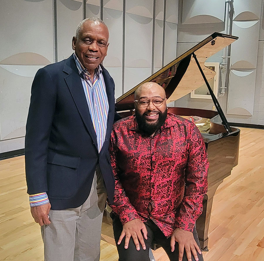 Lewis Warren Jr. opened the new season of CHOPIN for ALL at Dillard Center for the Arts in Fort Lauderdale. Isaac Delva, a talented Dillard student, opened for him with a beautiful rendition of Rachmaninoff's Elegy. #chopinmiami #piano #CultureOwl #artsbizmiami #miamilovesarts