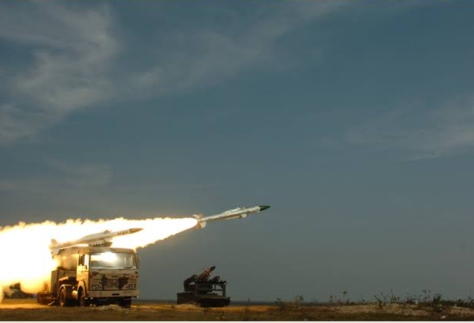 SrilalitaBhuva1's tweet image. 🚀 Dive into the world of DRDO, India's Defense Research and Development Organization! 🇮🇳 Ever wondered how they create cutting-edge tech for national security? Let's explore! 💡
#DRDO #DefenseInnovation #TechForSecurity 🛰️🇮🇳