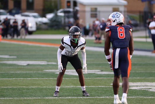 Blessed to finish this season with my brothers🙏, my True freshman season film.
41 tackles (29 solo)
2 int
13 pbu (top 5 in nation)
1FF
1FR
4 tfl
|Full Qualifier|
hudl.com/v/2Lhs7L
HC: <a href="/CoachTaufaasau/">Kurt Taufa’asau</a> 
Position : <a href="/coachnelsonjr25/">James Nelson Jr.</a> 
<a href="/coachierulli/">Coach-Tino Ierulli</a> <a href="/TrellJones203/">Trell Jones// Coach</a> <a href="/__CoachBell/">Coach Bell</a>