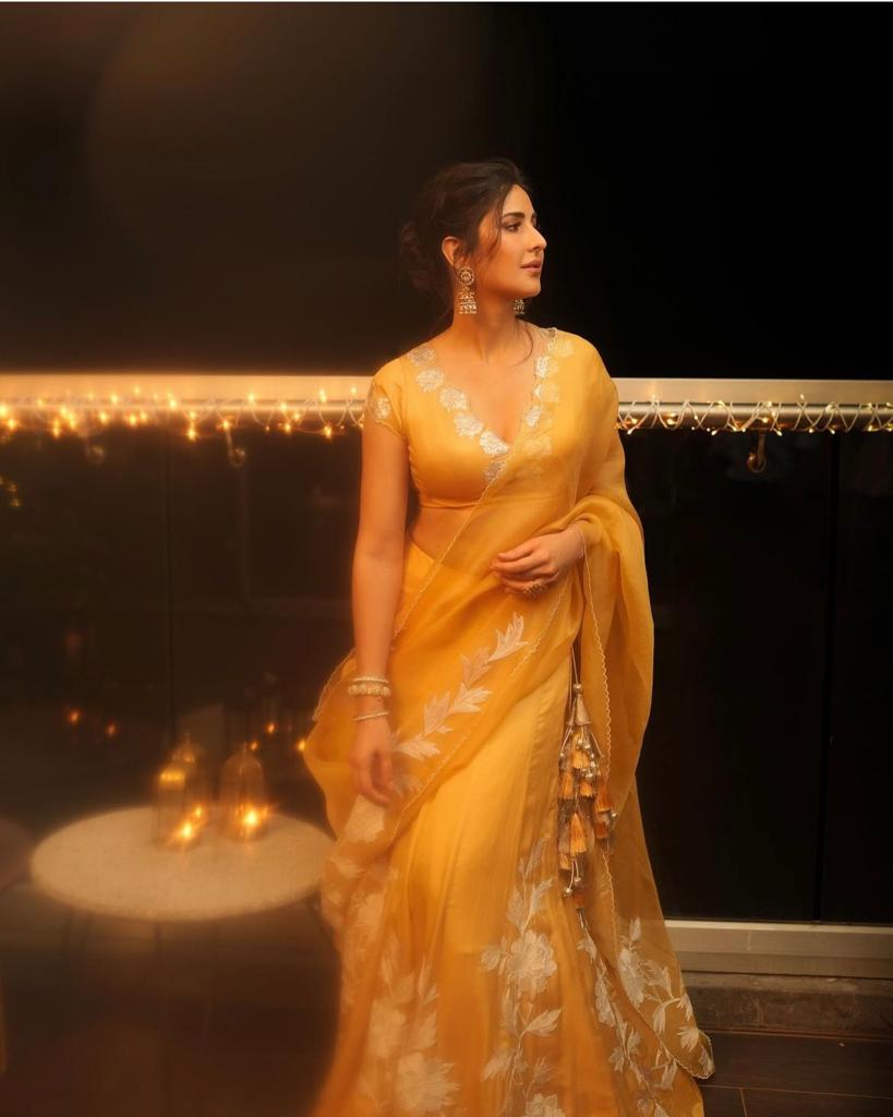 Happy Diwali & a Prosperous New Years !
#KatrinaKaif #HappyNewYear #HappyDiwali2023