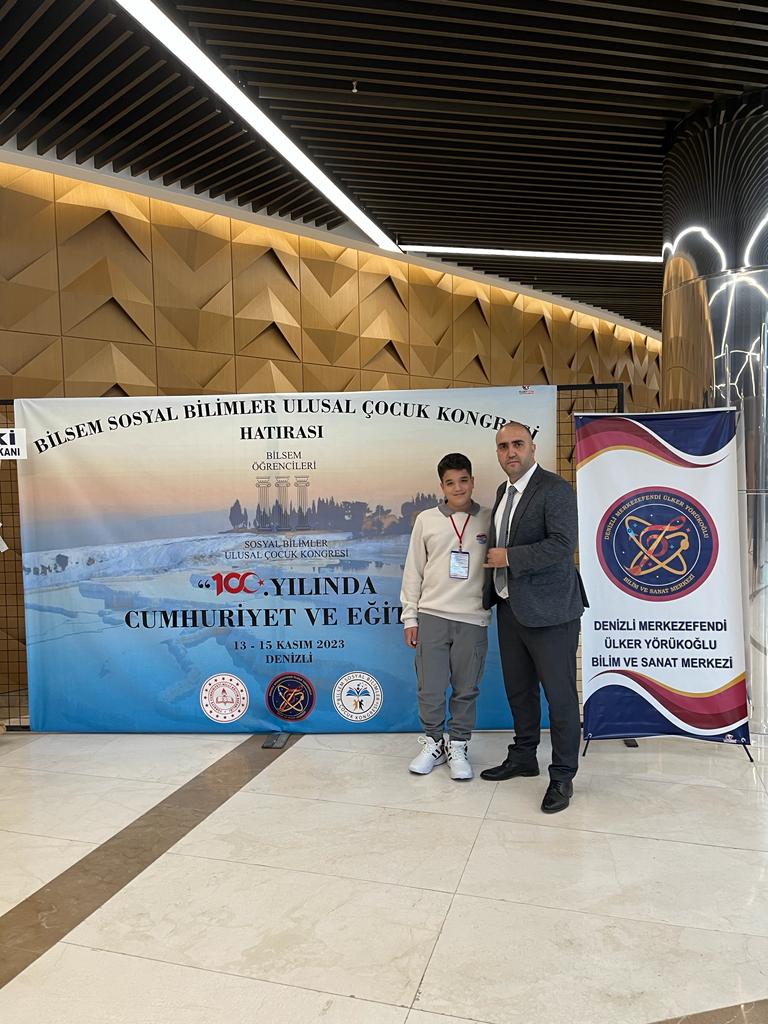Bu yıl Denizlide 3. sü duzenlenen Bilsem Sosyal Bilimler Cocuk Kongresinde öğrencimiz Toprak Hakkı Polat sunduğu bildirisiyle ilçemizi ve ilimizi başarıyla temsil etti. Öğrencimizi ve danışmanı Arzu Gültekin öğretmenimizi tebrik ederiz.
@BilsemMeb <a href="/izmir_ilmem/">İzmir İl Milli Eğitim Müdürlüğü</a> <a href="/Odemis35_Ilce/">Ödemiş İlçe MEM</a>