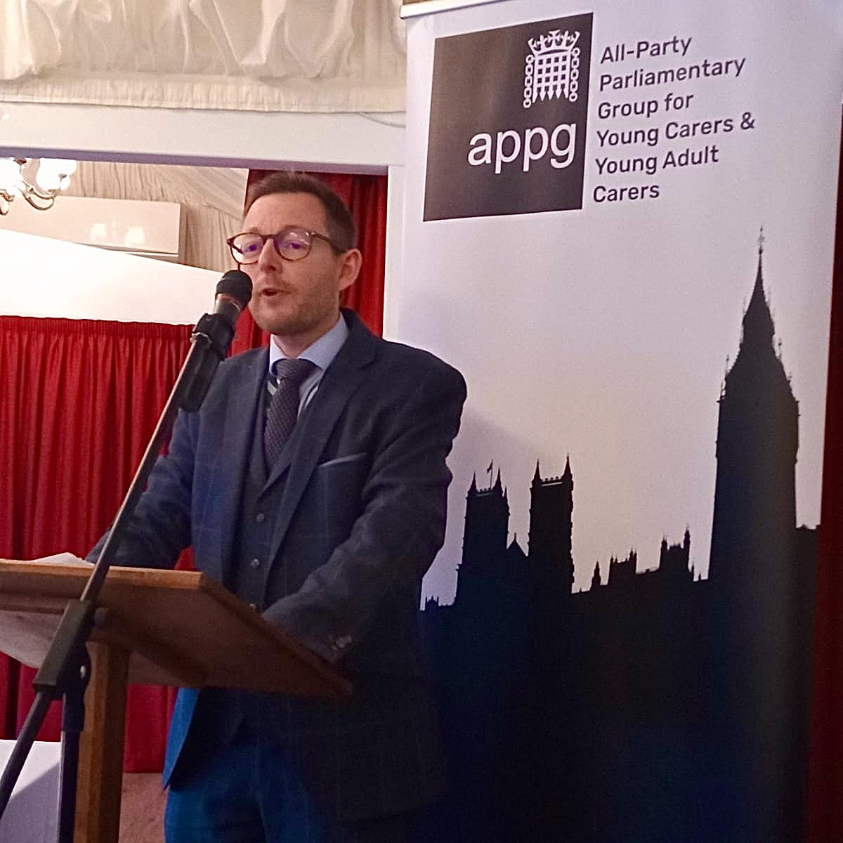 .@duncancbaker MP, chair of the APPG Inquiry Report, welcomed its launch at Parliament today in a reception. Duncan led the work on this landmark report shining a light on the life chances of young carers. See the full report here: carers.org/APPGinquiry