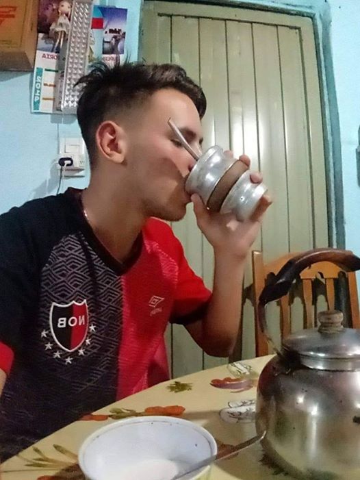 cuando tengo enfrente a la q me gusta me pongo nervioso y hago boludeces soy éste