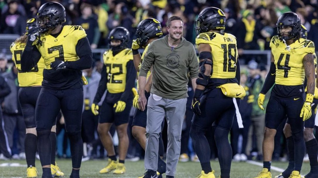 d_muthaship's tweet photo. Lanning: 'Zero chance I'll be coaching somewhere else." #GoDucks #OregonDucks #Pac12 https://t.co/sanbFZWt9V https://t.co/JQIsyk8B4M