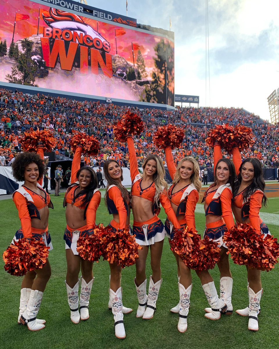 Scoreboard says it all…IT’S DUB DAY Y’ALL!! 😤

#DENvsBUF | #DubDay | #DBC2023