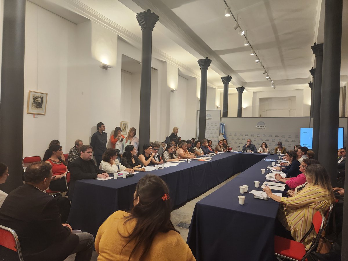 InfoCNRT's tweet photo. Nuestra Gerenta de Calidad y Prestación de Servicios, @katerinastickel, participó de la mesa de trabajo “Discapacidad, Accesibilidad y Calidad de Vida”, en el Salón Blanco de @DiputadosAR.
#ControlDelTransporte https://t.co/v7F8r5iSR4