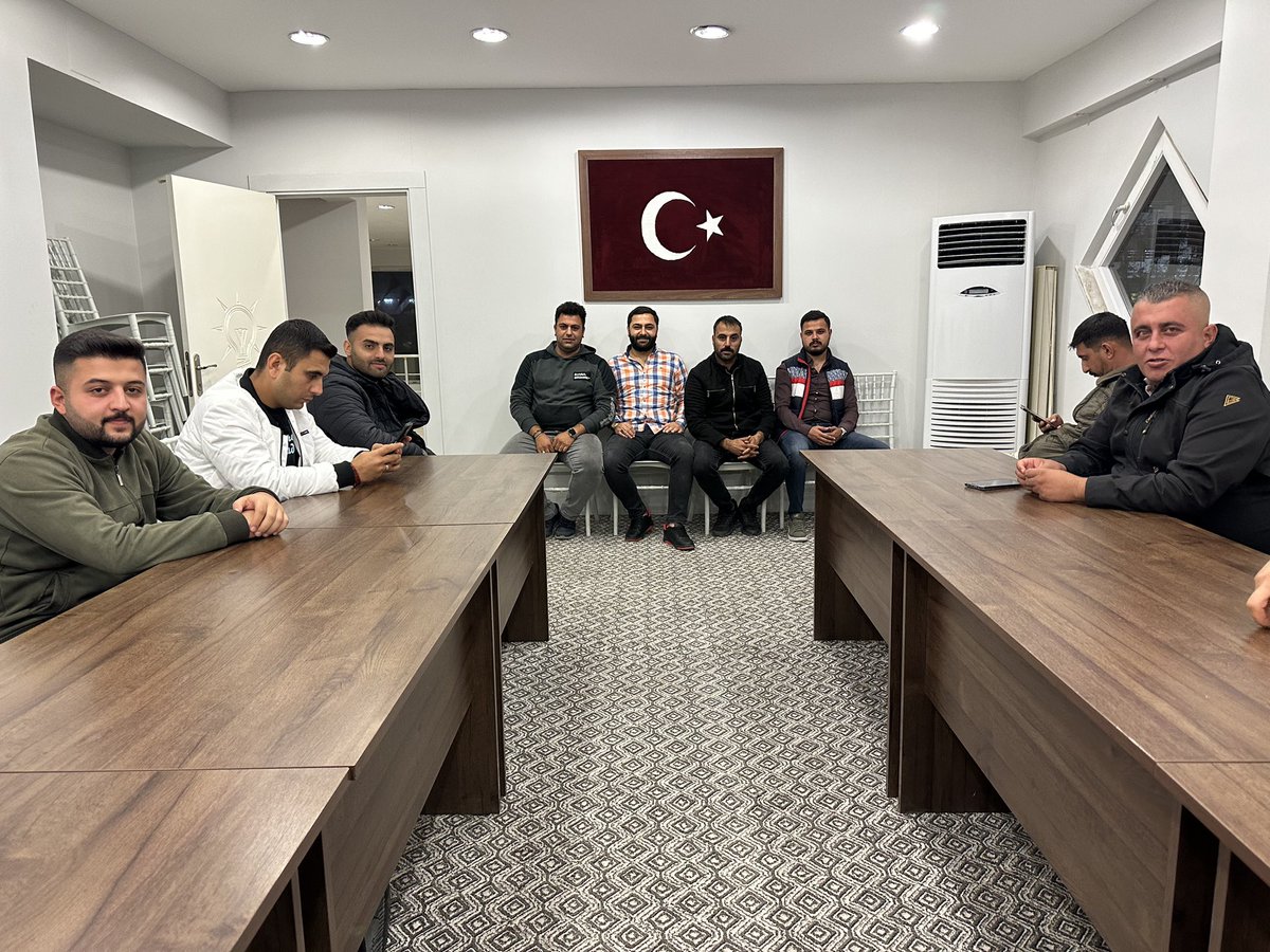 Haftalık Olağan Yönetim Kurulu Toplantımızı İl Gençlik Kolları Başkanımız Musa KARA Başkanlığında Gerçekleştirdik.