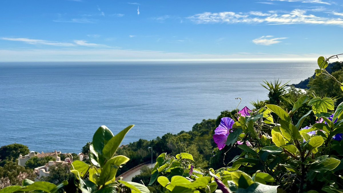 #beautiful_frenchriviera #coteprovence #provence #FenetreSurLaCotedAzur #cotedazurnow #frenchrivieralifestyle #frenchrivieralife #hello_riviera #explore_regionsud #MassifdelEstérel #VisitEsterel #esterelcotedazur