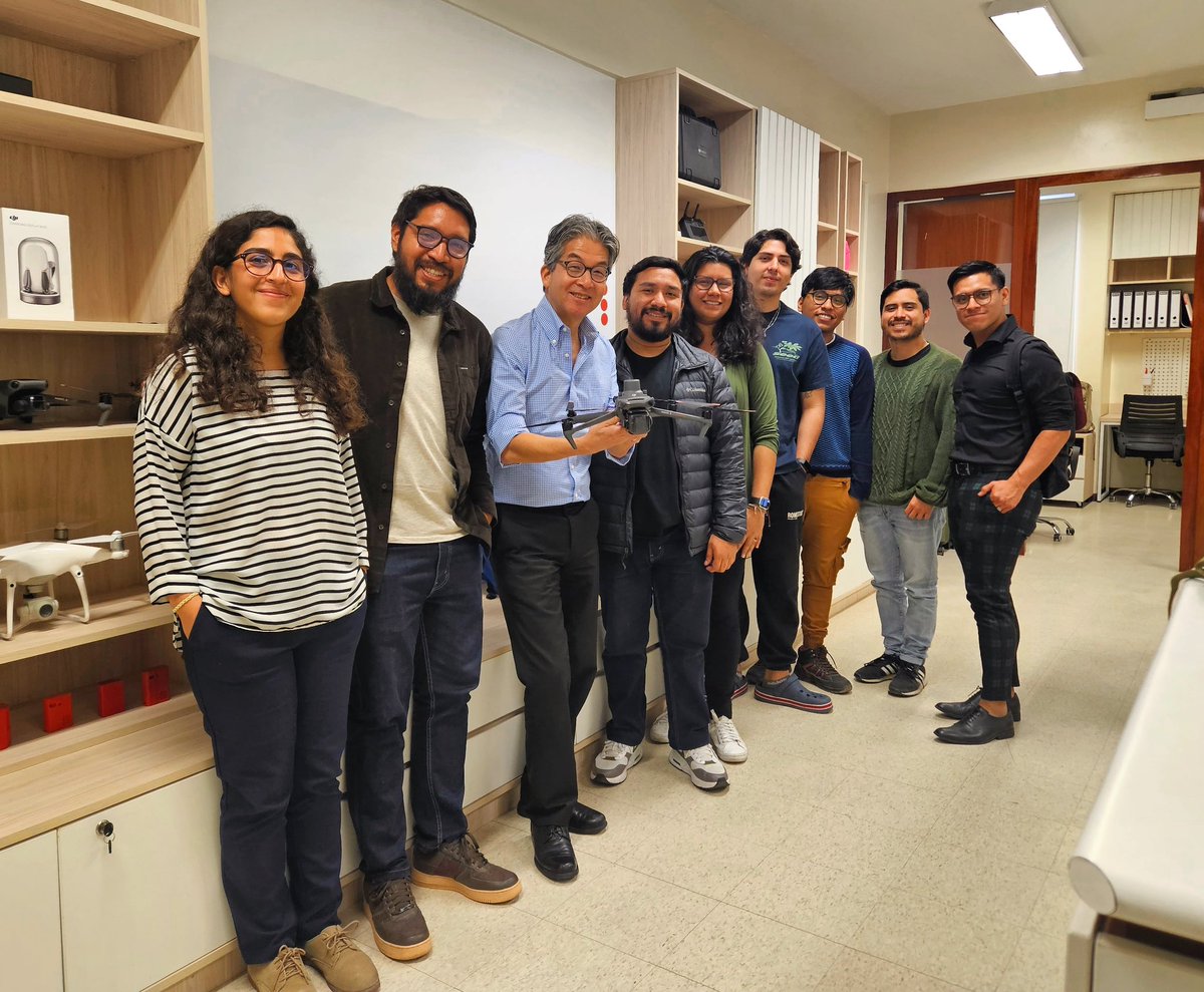 innovalab_imt's tweet image. Esta semana recibimos en #InnovaLab la visita del Dr. Ko de @YaleSPH para explorar el potencial del uso de imágenes térmicas de #drones para la vigilancia epidemiológica de enfermedades zoonóticas.
