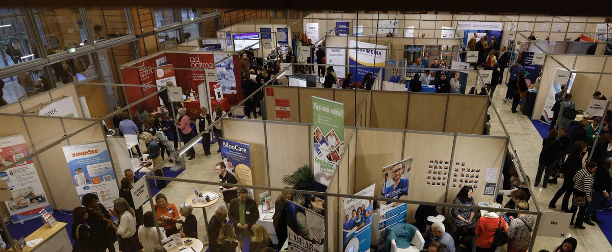 Merci à l’ensemble des exposants aux #JNEAFDS2023 ⁦<a href="/AFDS_Officiel/">AFDS</a>⁩ - Le bureau de l’association a fait le tour de chaque stand pour rencontrer chacun