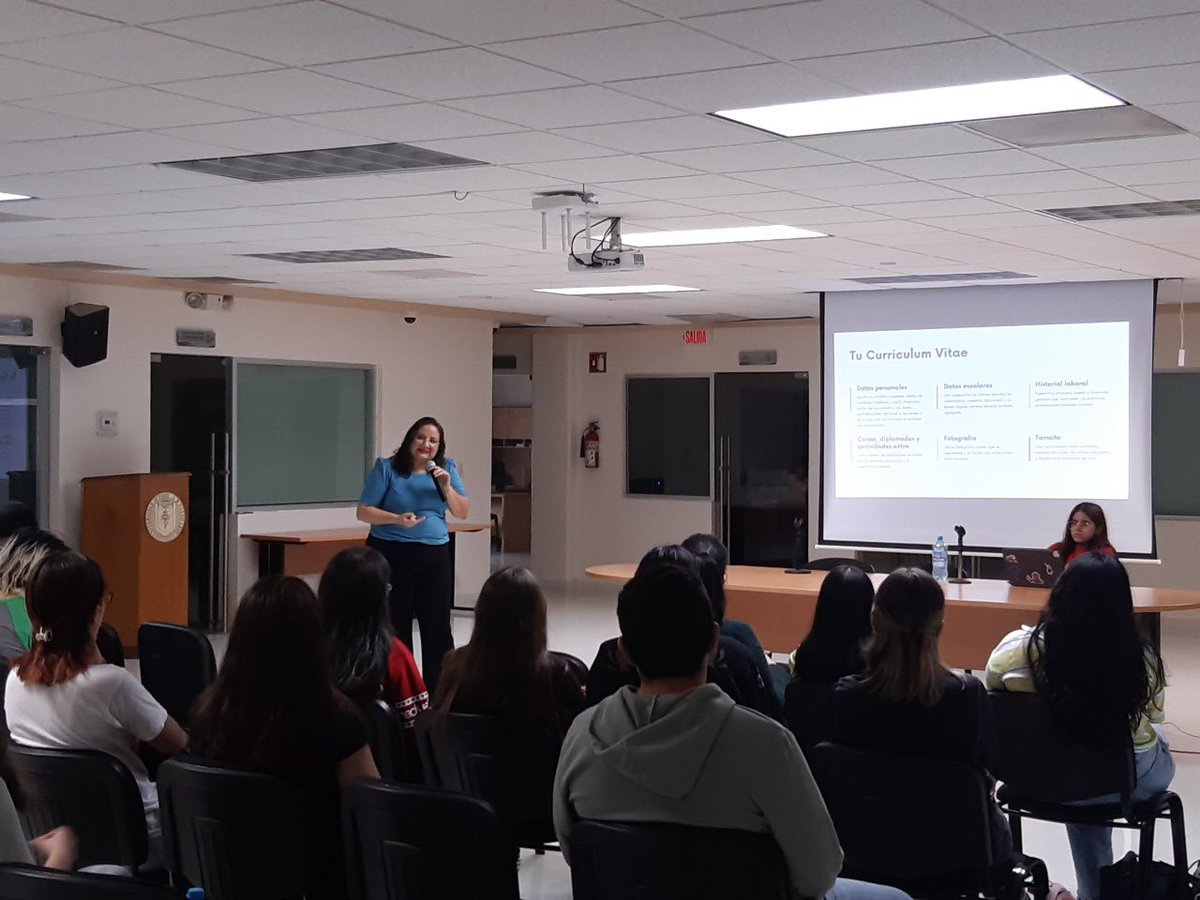 TranslatorsW's tweet photo. Le compartimos cómo nos fue en la conferencia del 27 de Octubre, en la conferencia “Recién egresados del campo laboral” con la participación de la Licenciada Lizzete Viridiana Alanís Leal.💡 Agradecemos su plática y consejos, aquí sus redes para saber más @orientarama en fb e ig. https://t.co/qdt6k9ndNk