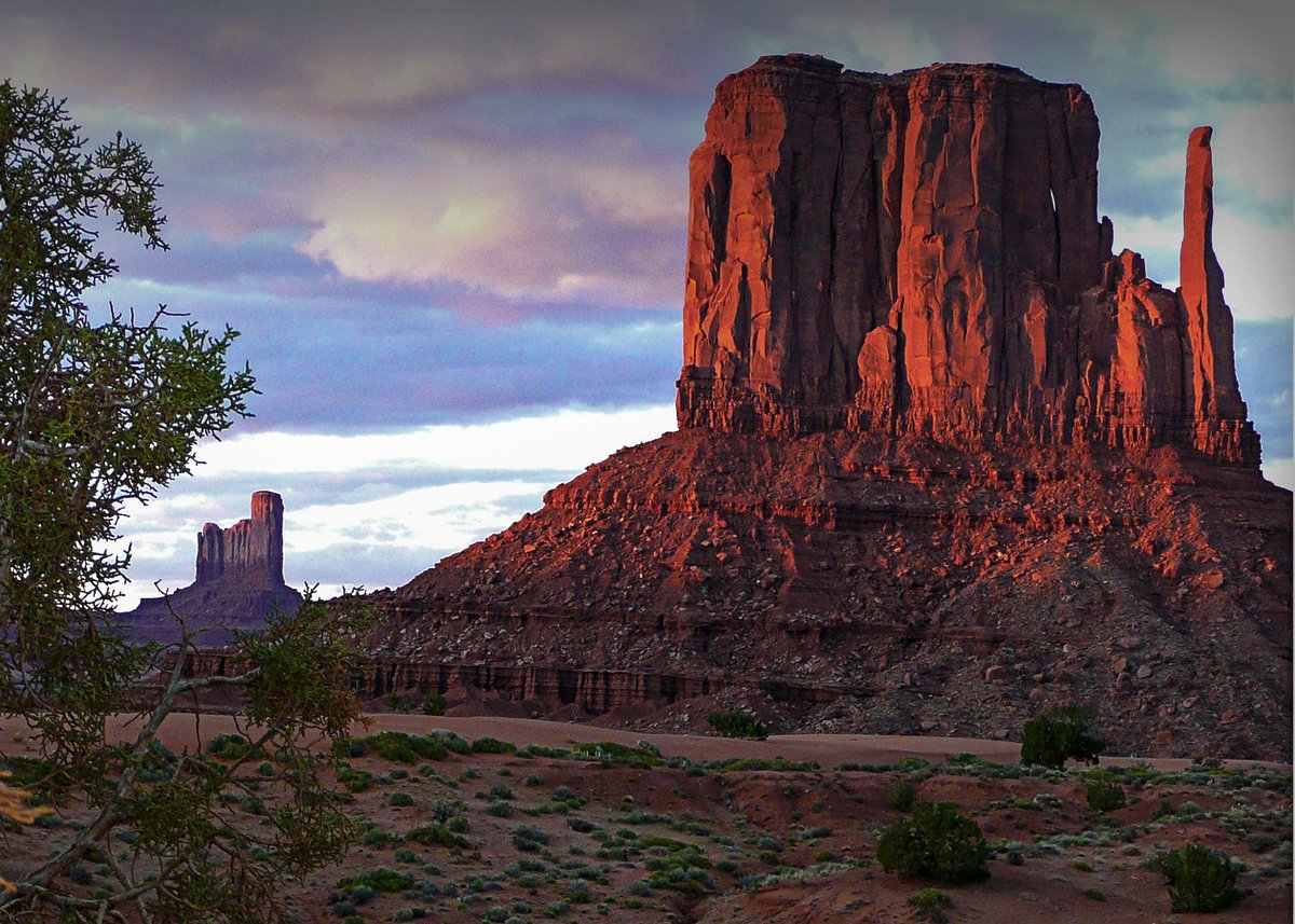 The Navajo Nation reservation stretches across Arizona, New Mexico &amp; Utah. To help you explore the largest reservation in the U.S. there are numerous Navajo-owned tour companies to show you around!

#NativeAmericanHeritageMonth
#DiscoverNativeAmerica