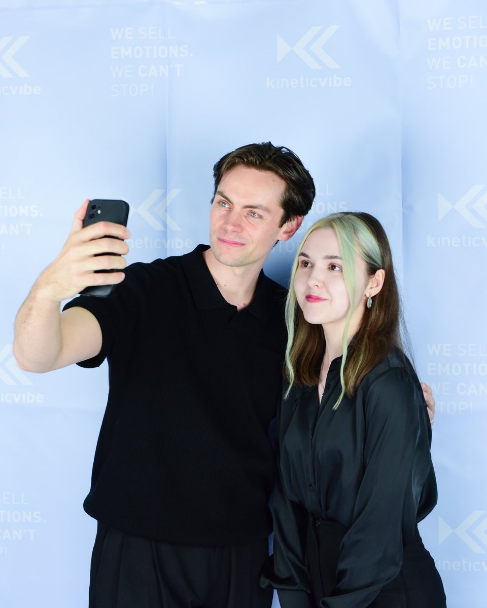 Kinetic_Vibe's tweet photo. Four months ago on this day, most of you were standing in line, ready to withdraw your pass for #ITAInstituteAndMore and meet two of the most amazing casts we have had the pleasure of working with.

Check our latest Instagram post to take a trip down memory lane with us! ➰🌘 https://t.co/vprZsIfdKk