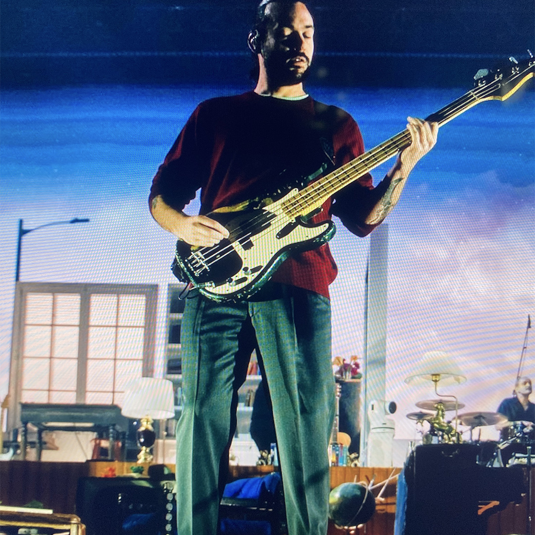 The 1975 tweet media