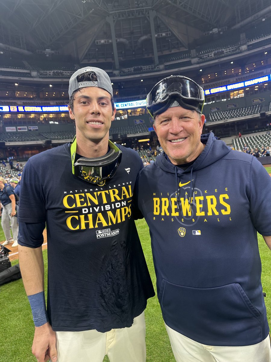 Christian Yelich (@ChristianYelich) on Twitter photo 2023-11-14 17:35:21