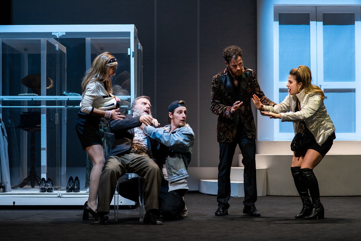 Teatro Nazionale di Genova tweet media